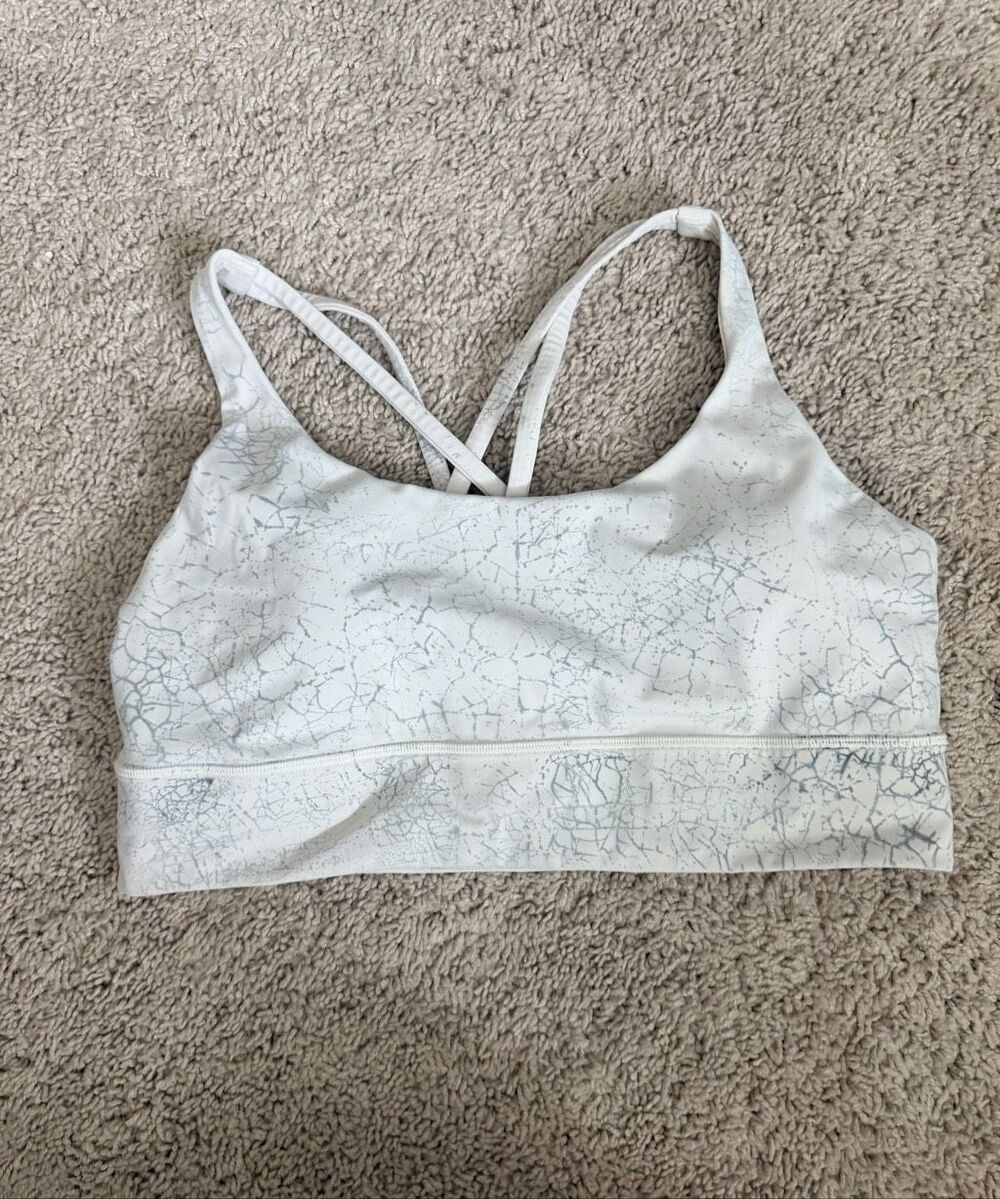 Lululemon Energy Bra Long Line Size S B/C Thread Dye White Silver Drop 01216